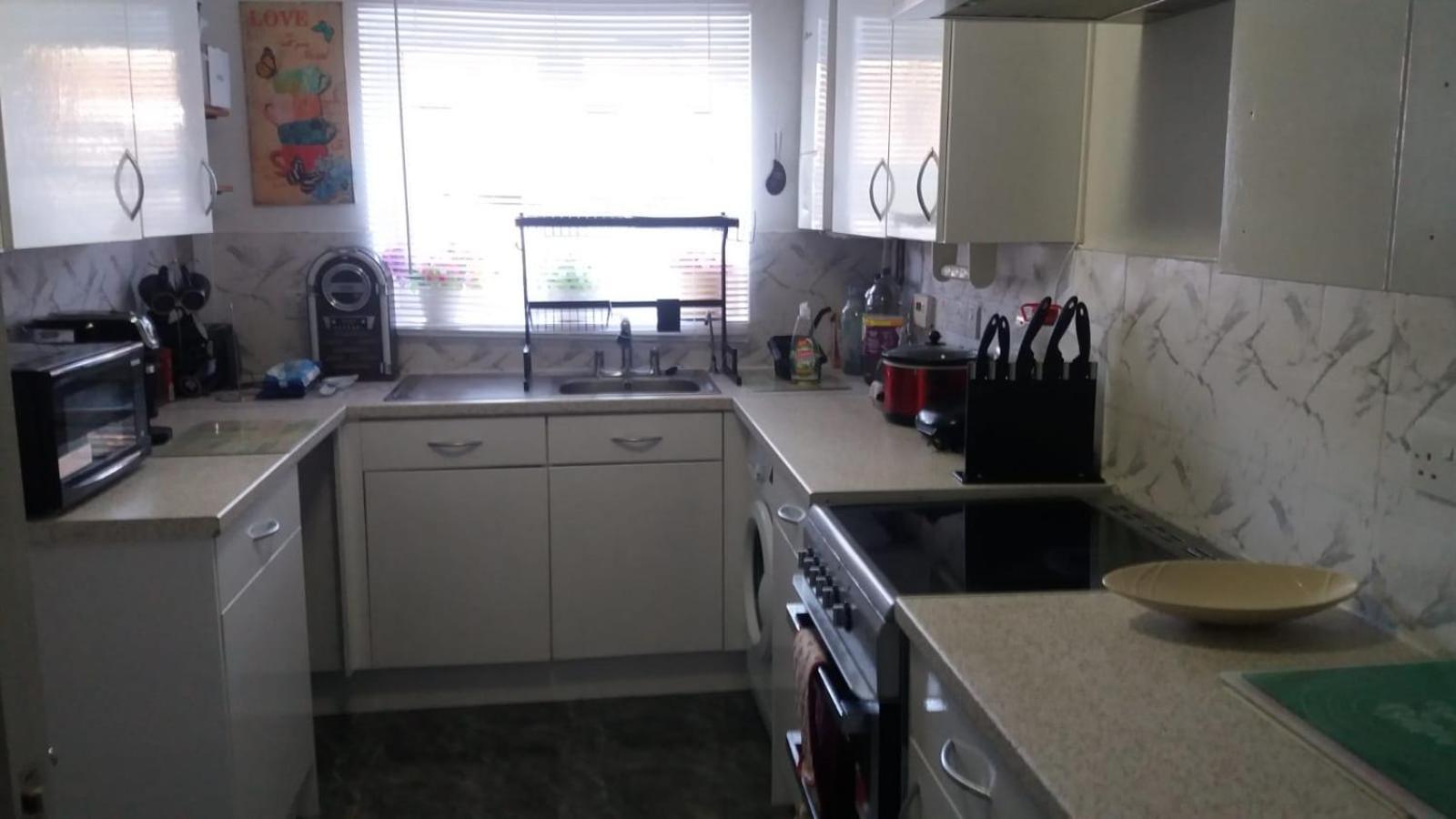 Spacious Double Room Located Within Walking Distance To Seaside And Town 도버 외부 사진